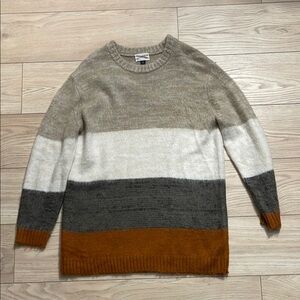 Universal Thread Crewneck Sweater